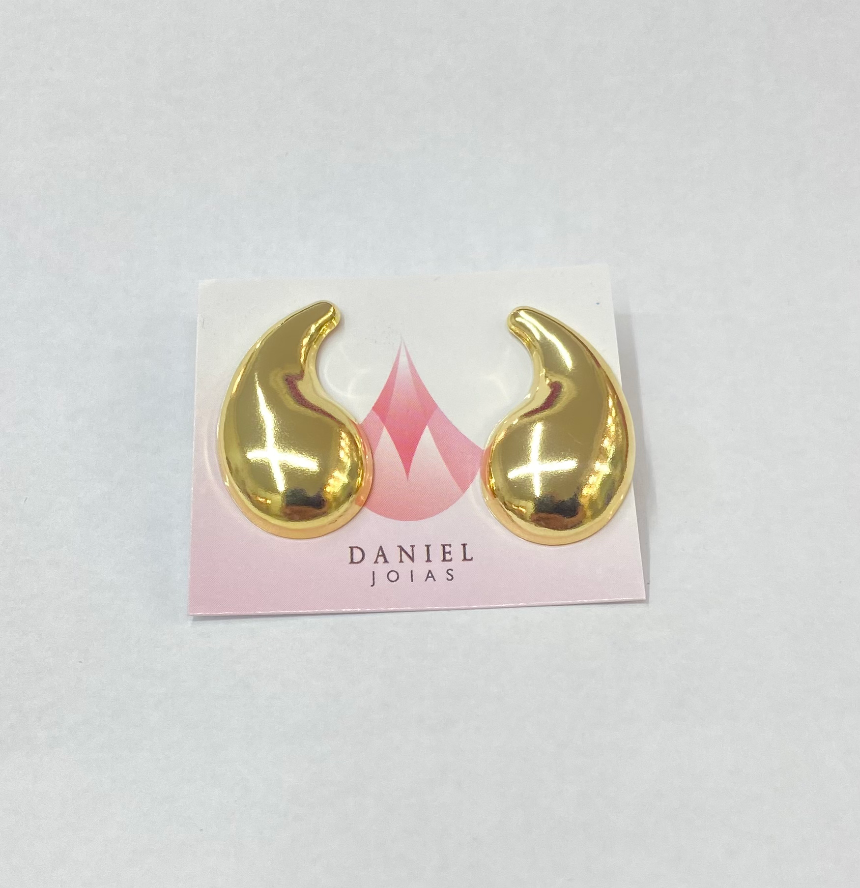 Brinco Gota Lisa Banhado a Ouro 18k-750