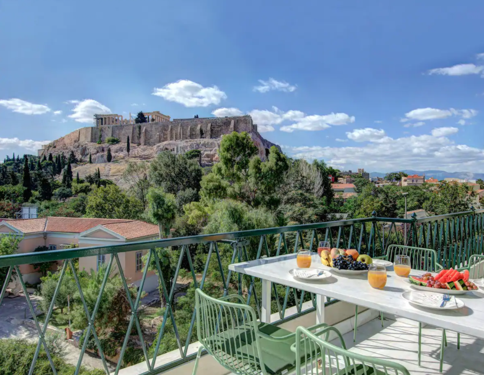 15 DESIGNER Airbnb residences in Athens, Greece