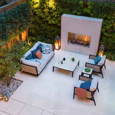 COURTYARD GARDEN DESIGN