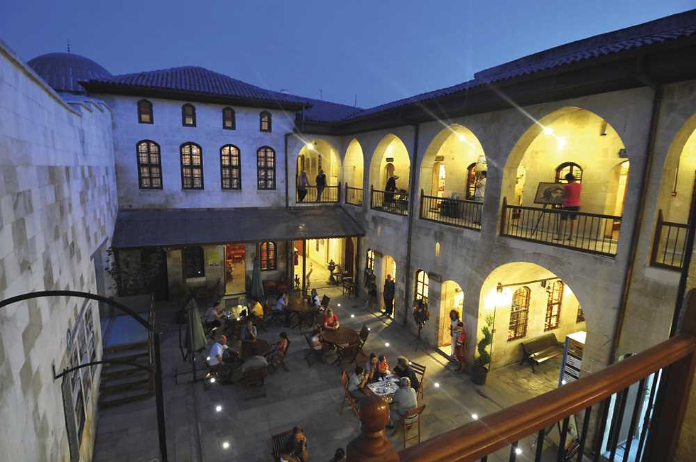 Tarihi Gümrük Hanı