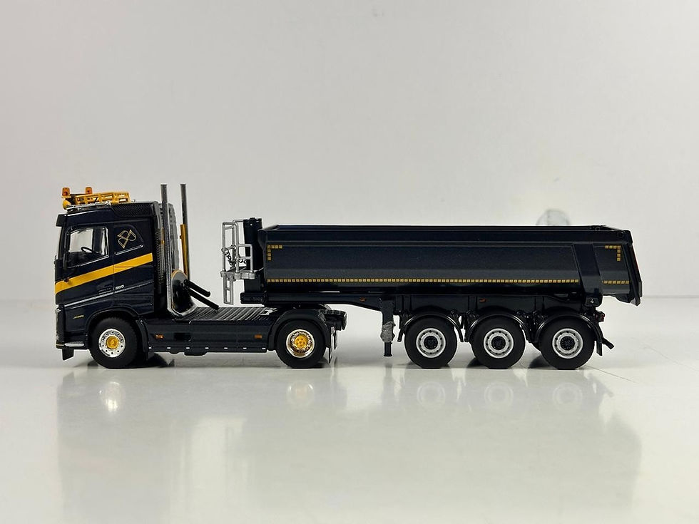 Küçük resim: Volvo FH4 4X2 Sleeper Cab Tipper Trailer 3 Axle