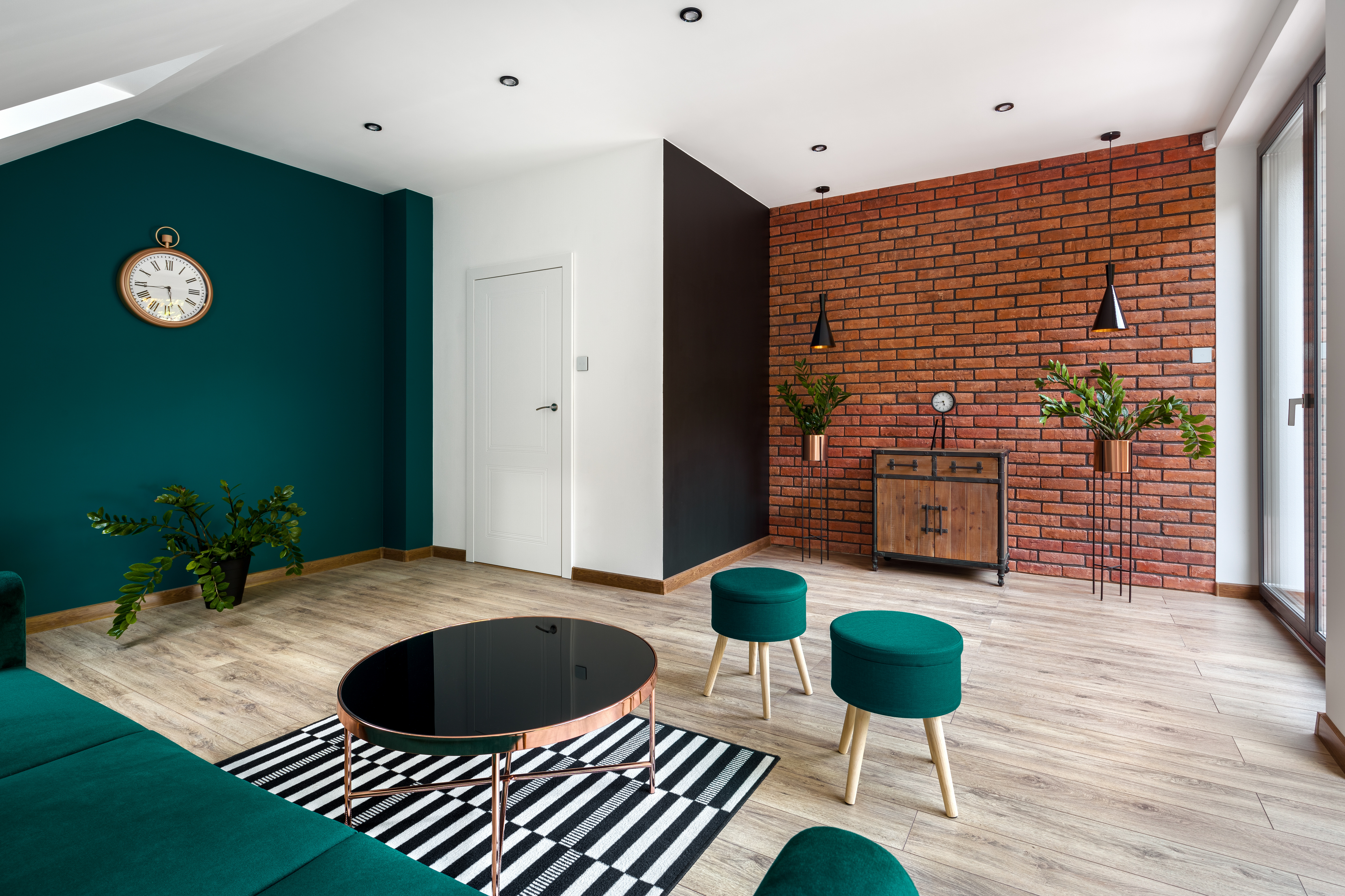 AdobeStock_296390101