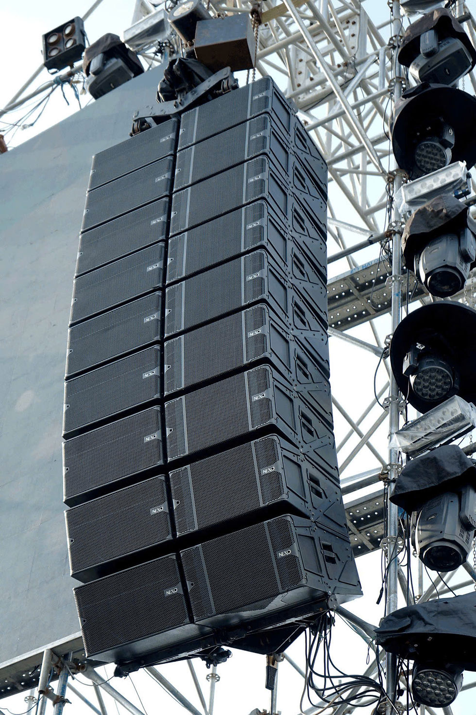 NEXO STM M46 - Hệ Thống Line Array Mạnh Mẽ, Độc Quyền Tại Việt Nam