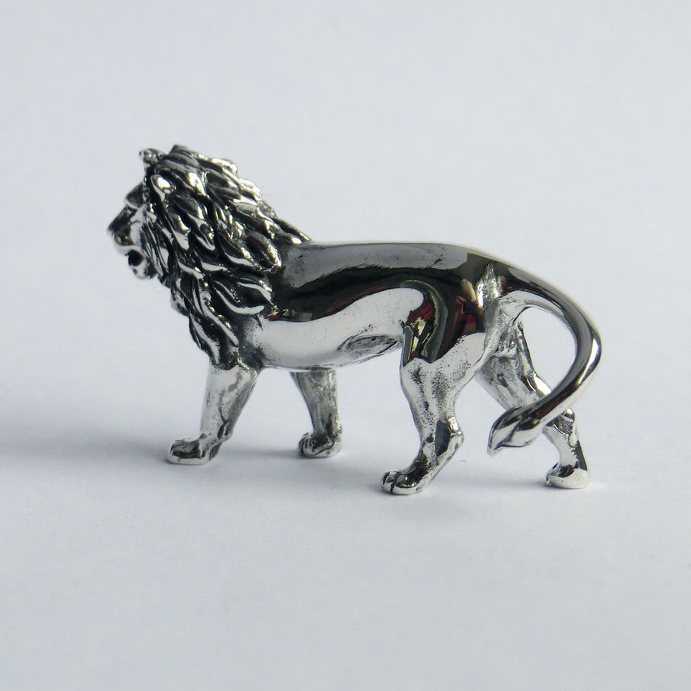 Thumbnail: Silver lion ornament