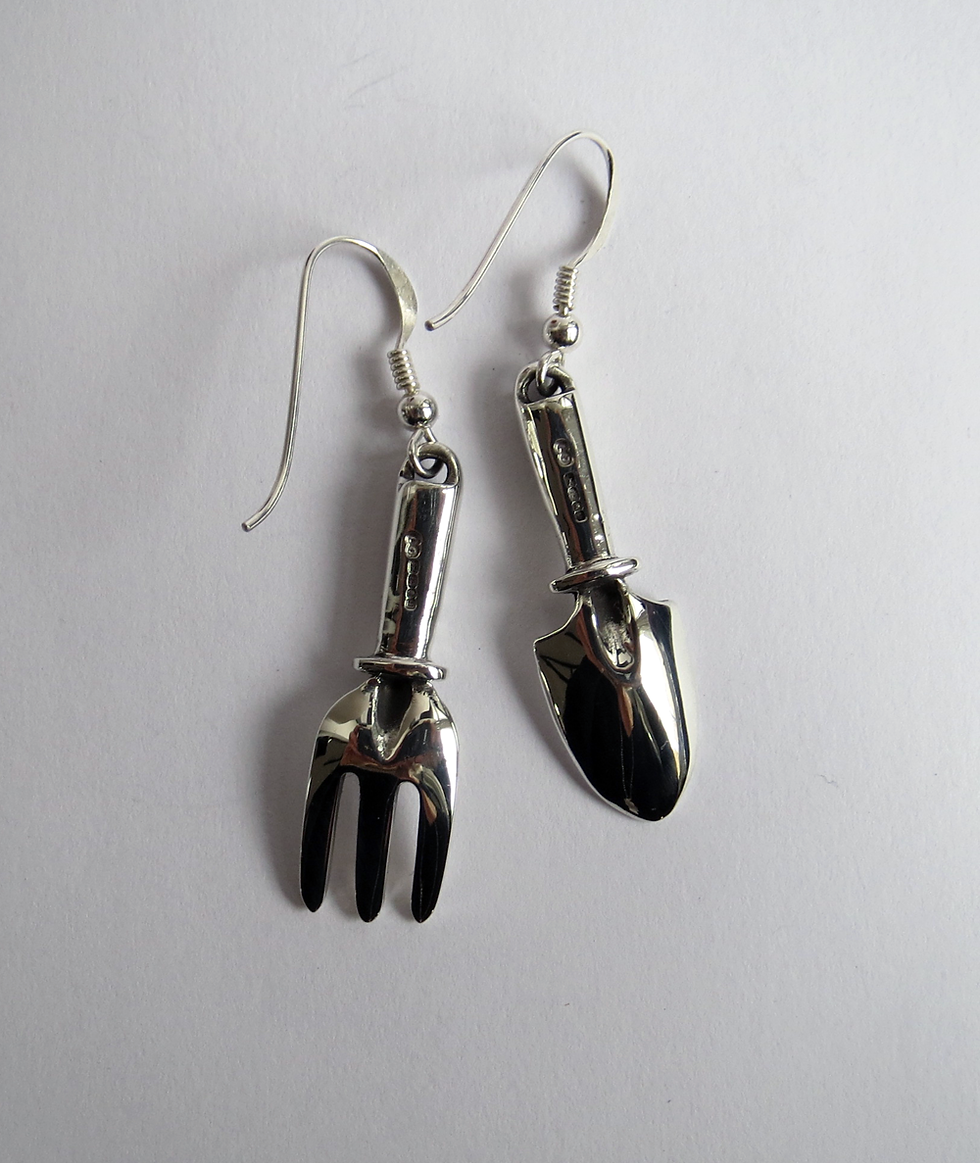 Thumbnail: Fork and trowel earrings