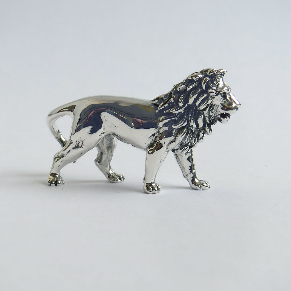 Thumbnail: Silver lion ornament