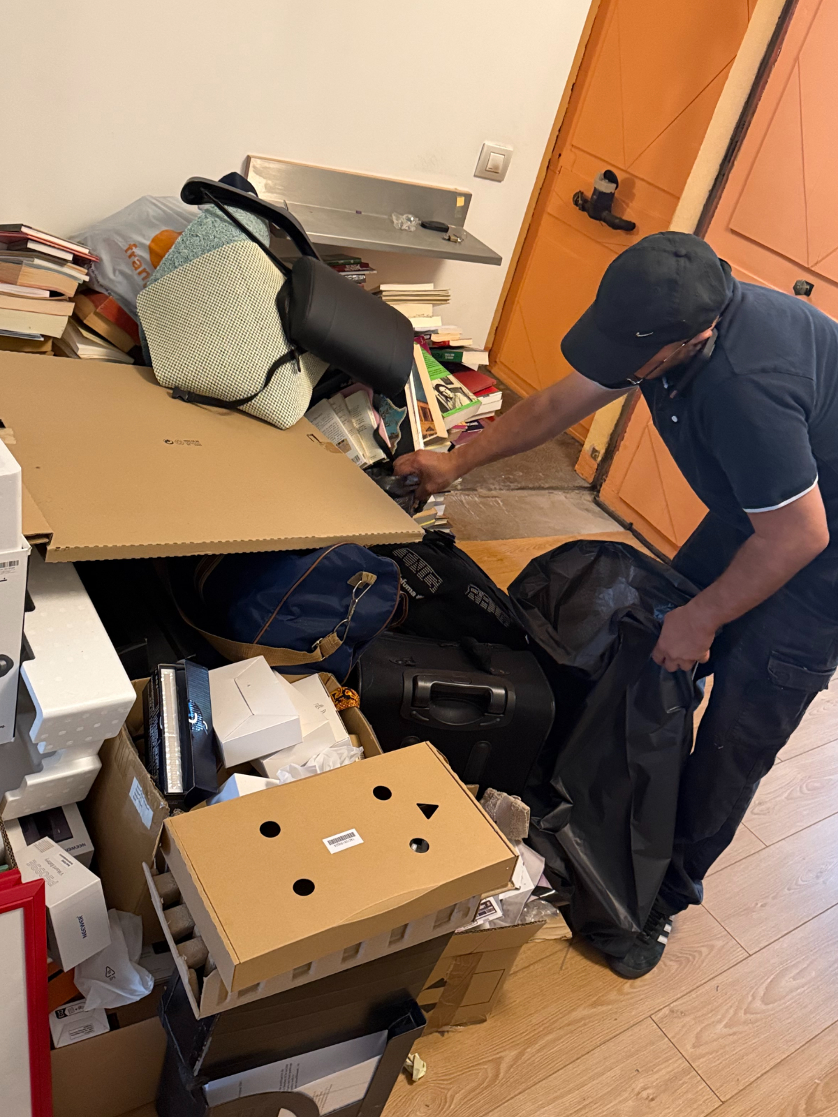 Equipe lors d'un débarras d'appartement à Lyon