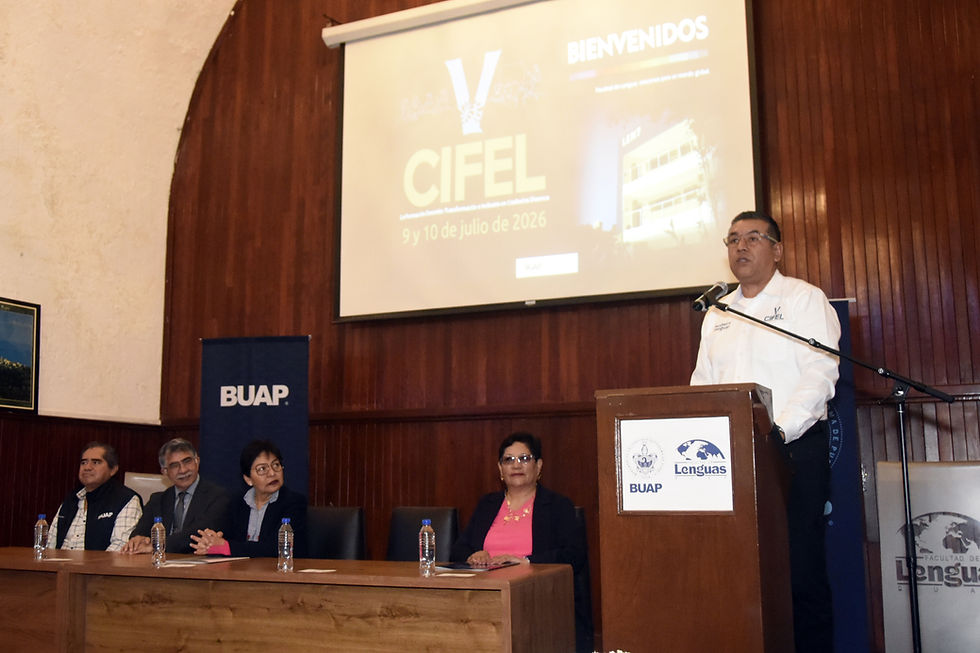 Lilia Cedillo inaugura congreso internacional en la Facultad de Lenguas