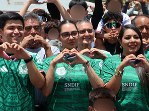 Fomenta SEDIF convivencia y bienestar de familias con Mundialito Social