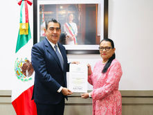 Asume Sergio Salomón formalmente titularidad del Instituto Nacional de Migración