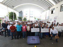 Pepe Chedraui entrega créditos a emprendedores para fortalecer la economía local