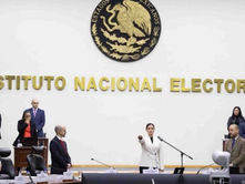 Tras salida de Taddei, inicia purga en el INE; Entra Blanca Cruz como presidenta provisional