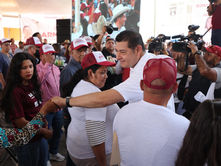 Dice Armenta que si gana, su compromiso es fortalecer a las mujeres