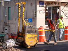 Avanza Gobierno de la Ciudad con Campaña de Bacheo en San Andrés Azumiatla