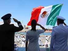 Celebra Claudia Sheinbaum 205 aniversario de la armada de México y 202 años de la constitución de 1824