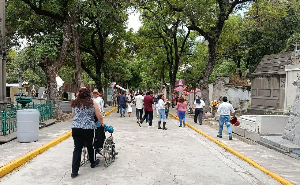Ayuntamiento reporta más de 38 mil visitantes en el Panteón Municipal