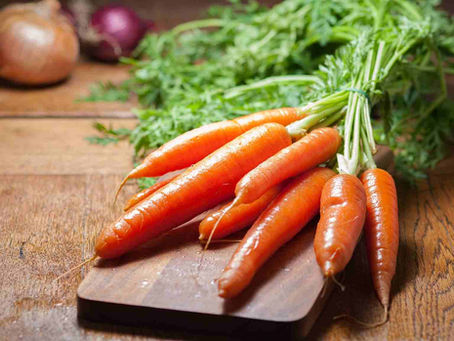 10 beneficios de la zanahoria para la salud (¡comprobados!)