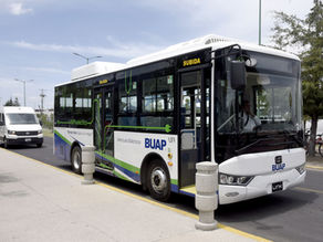 BUAP da banderazo de salida a nuevas unidades del STU