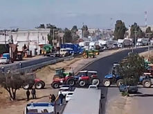 Agricultores retirarán bloqueos tras reformas de Ley del Agua