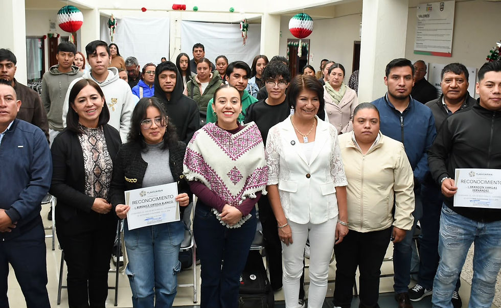 UTH entrega becas para reinscripción a estudiantes de Tlahuapan
