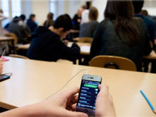Aprueban comisiones del Senado regular celulares en escuelas