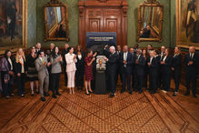 Recibe Sheinbaum a presidente de la FIFA para finalizar detalles del Mundial 2026