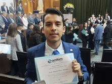 Estudiante del Complejo Nororiental BUAP obtiene Premio a la Excelencia Académica 2024