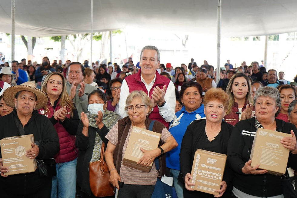 Pepe Chedraui entrega despensas con el programa Alimentación Imparable