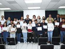 Entrega Rectora Toxqui becas a estudiantes de Chiautzingo