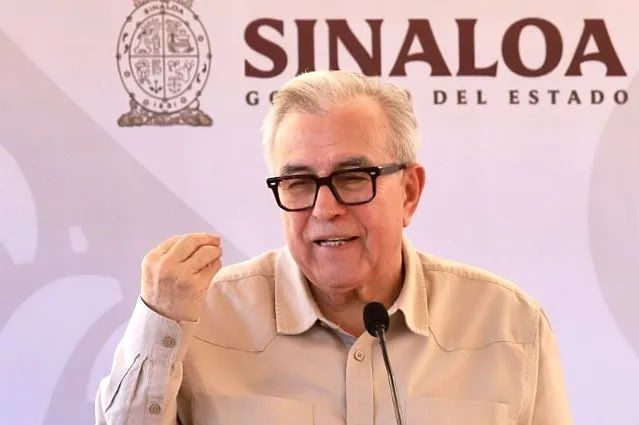 Presentan políticos declaraciones ante la FGR por caso Rocha Moya
