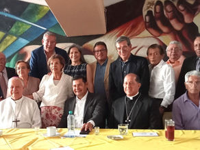 Monseñor Víctor Sánchez y su cumpleaños 75 en el Seminario