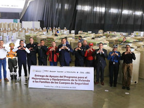 Entrega Gobierno de Puebla apoyos de vivienda a 12 mil policías