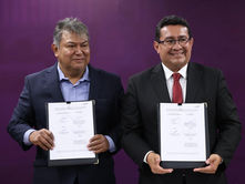 Firman convenio de colaboración Congreso del Estado y Universidad de los Ángeles