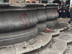 Persisten denuncias contra activistas tras daños a fuente de San Miguel