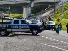 Reportan en Veracruz restos humanos arrojados en carretera y autopista
