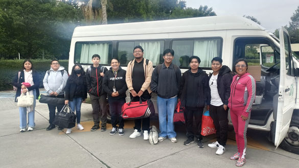 Estudiantes de la UTH participan en el Primer Hackathon Por Amor a Puebla