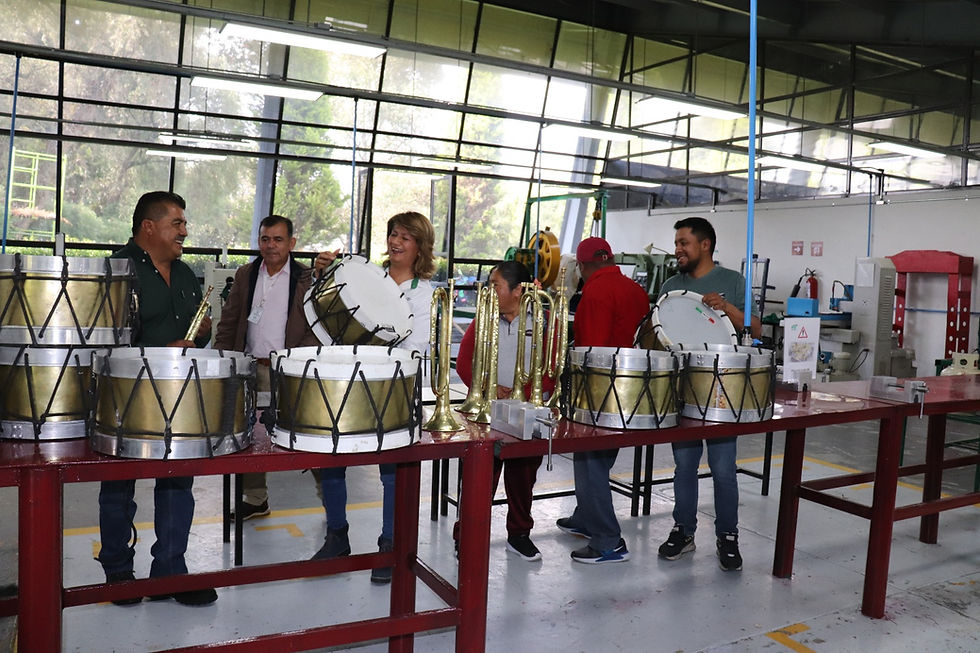 Continua la UTH contribuyendo a la construcción del tejido social