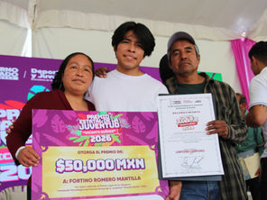 Recibe alumno de la UTP Premio Estatal de la Juventud 2026