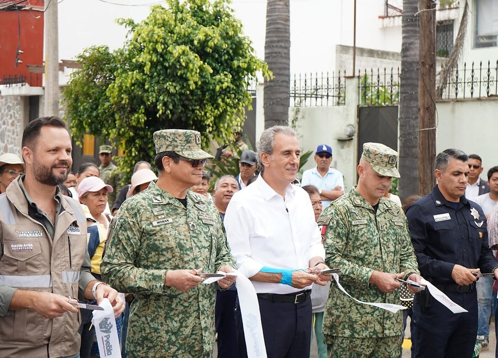 Pepe Chedraui entrega obras de rehabilitación vial en Zaragoza