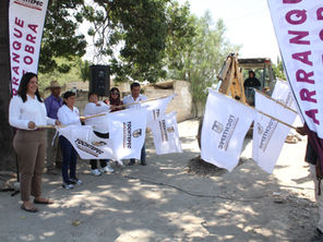 Ayuntamiento de Tochtepec continúa realizando trabajos de desarrollo urbano
