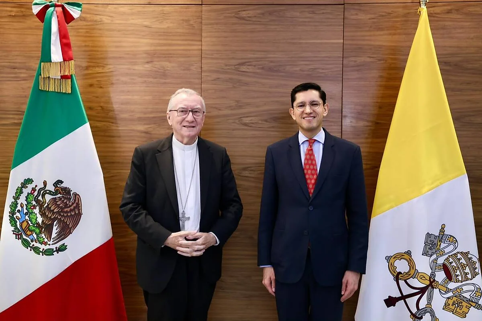 Diálogo de académicos y líderes con el Cardenal Pietro Parolin