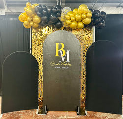 Gold Shimmer Wall with Balloon Arch