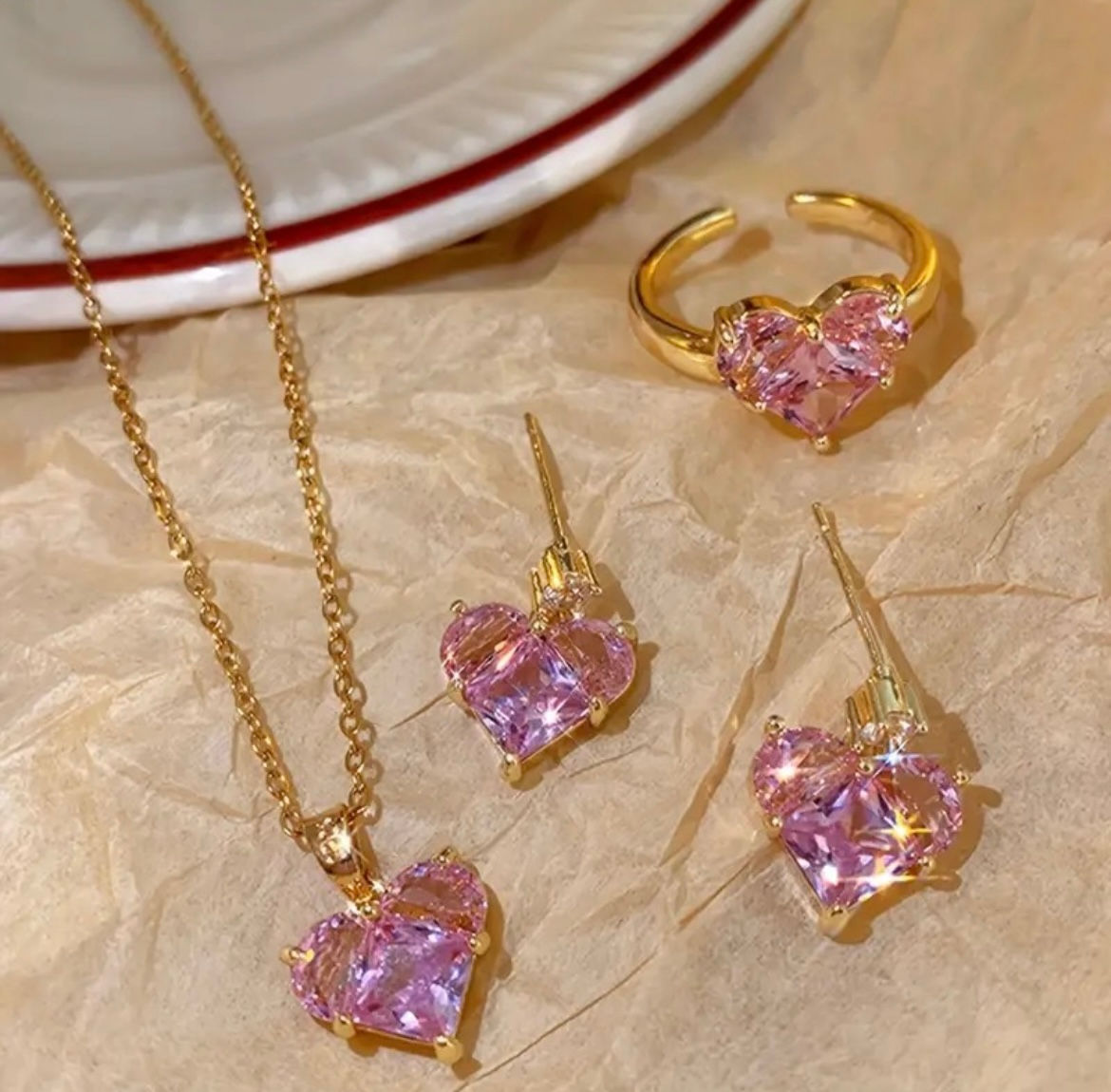 Giffygo Pink Crystal Diamond Cut Heart Necklace Set – Luxury & Stylish Jewelry