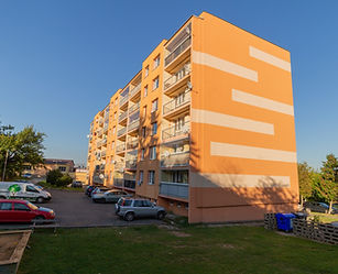 Příjemný slunný byt 2+kk, 43 m2, se sklepem v Zahradní ulici – Nové Strašecí
