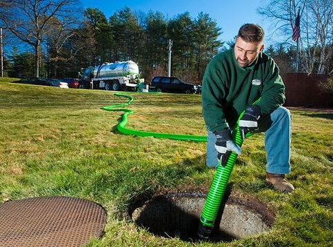 septic-tank-cleaning-ottawa.jpg