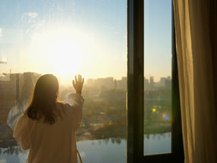 Does Heat Affect Glass? Summer Maintenance Advice for Homeowners