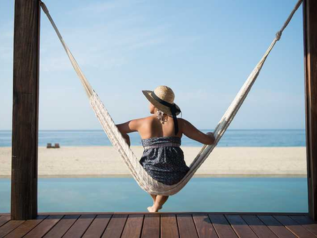 Living Well in a Rental: Daily Habits for a Peaceful Coastal Life