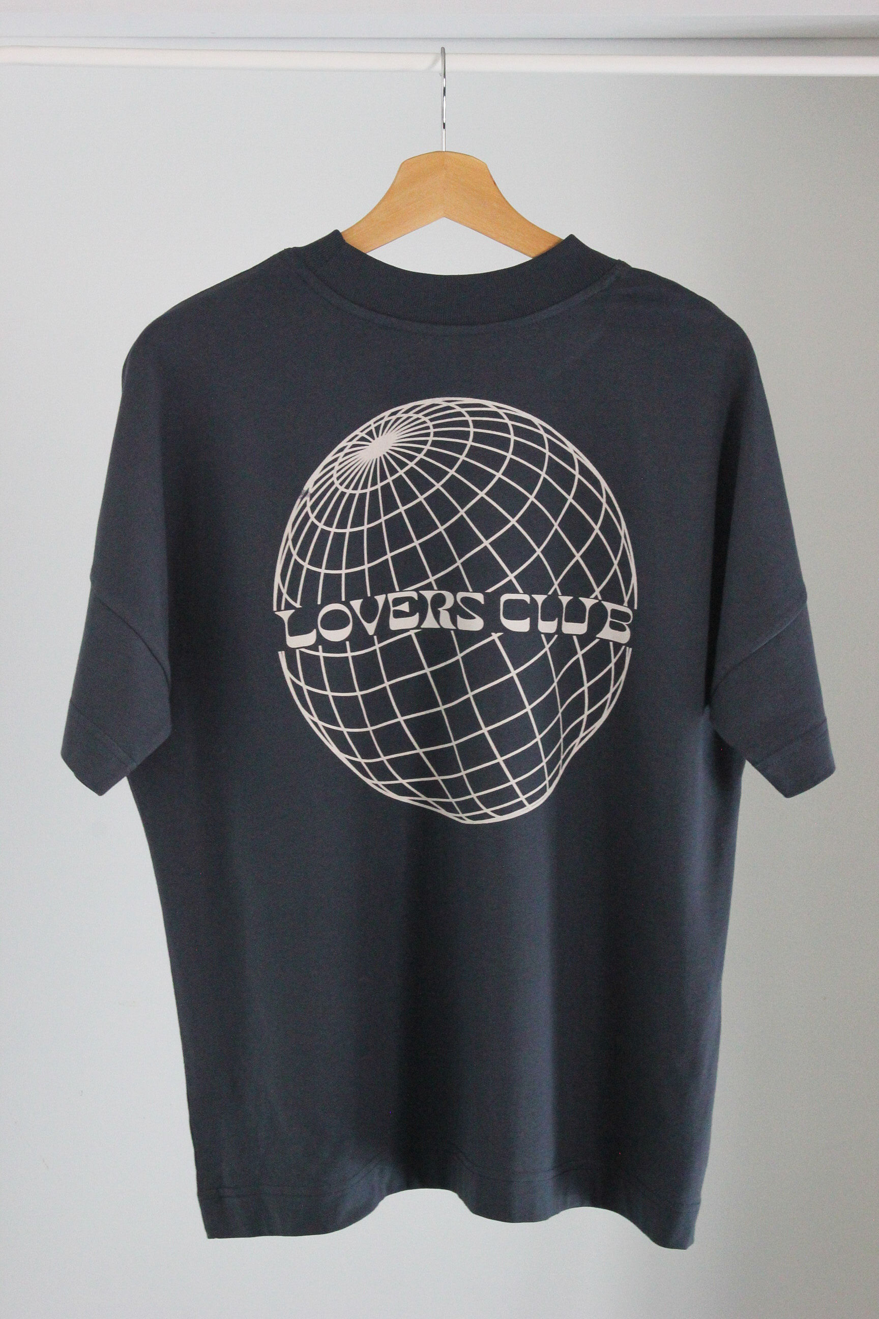 'Global Lovers' Boxy Tee