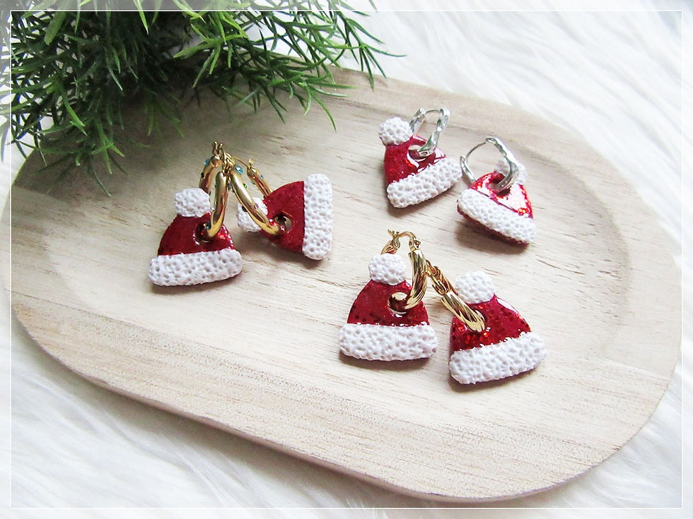 Miniature : Pampilles " Bonnet " du Père Noël / rouge foncé, blanc nacré pailleté / Motif