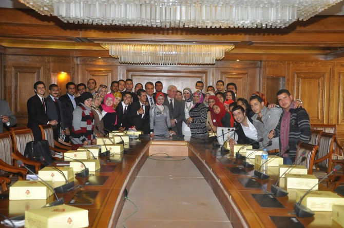 طلاب جامعة سوهاج يمثلوا وزارة التعليم العالى فى المؤتمر الاقتصادى بشرم الشيخ